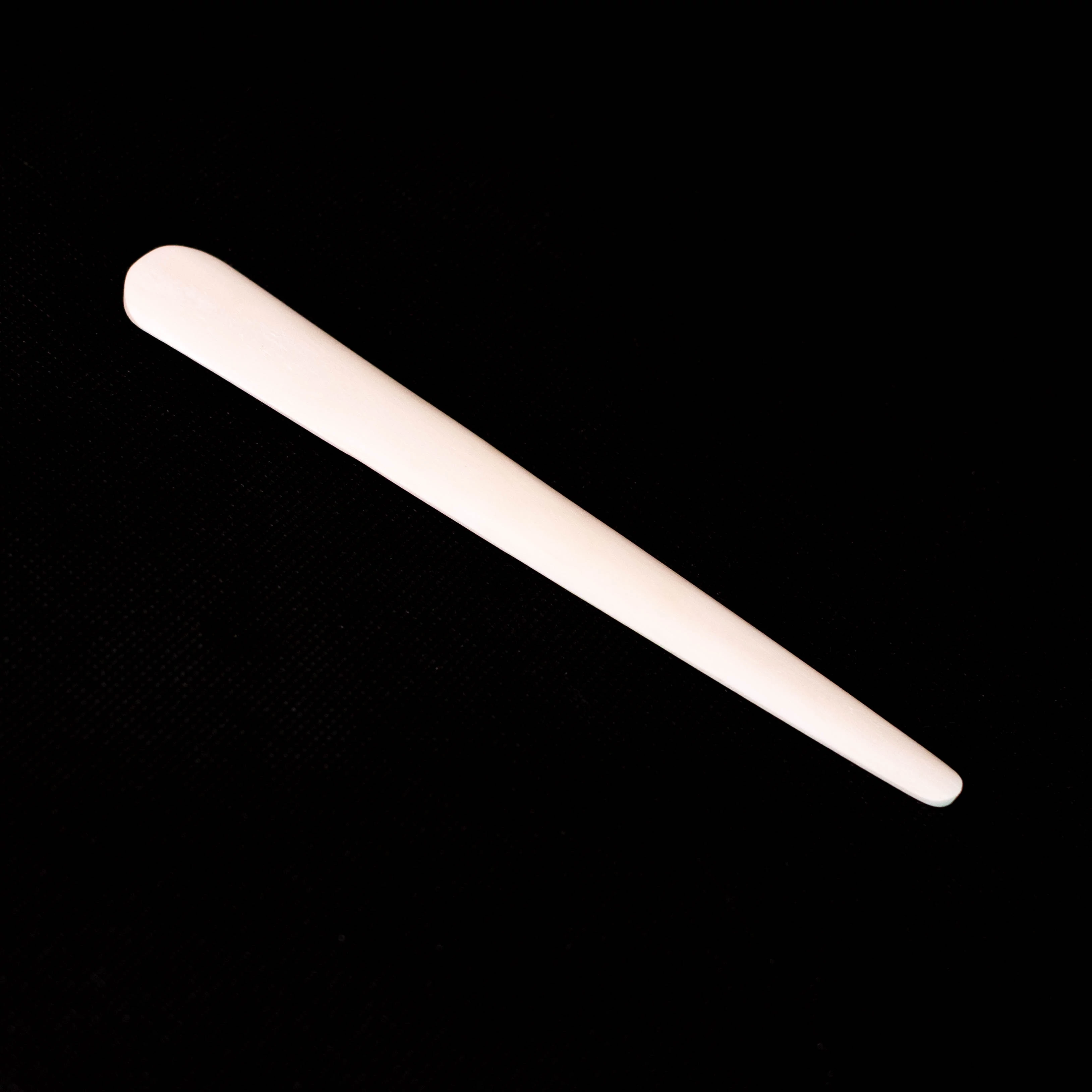 Falcuitor din os, conic 15cm